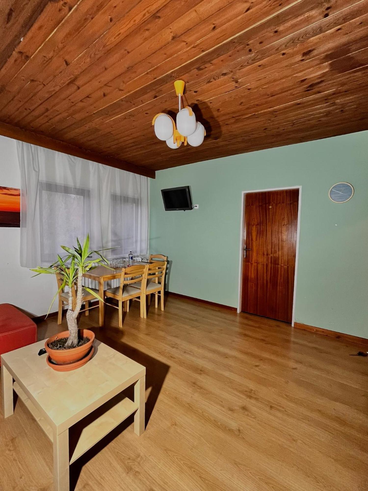 Vila Morava Hotel Liptovsky Mikulas Exterior photo
